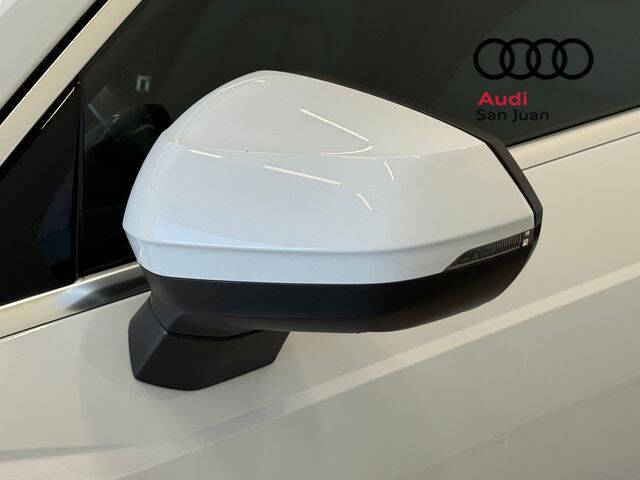 2022 Audi Q3 quattro S line Prem Plus 45 TFSI