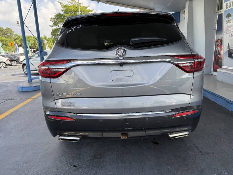 2021 Buick Enclave Essence
