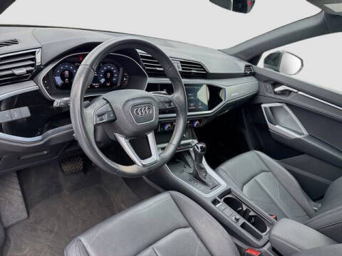 2023 Audi Q3 quattro S line Prem Plus 45 TFSI