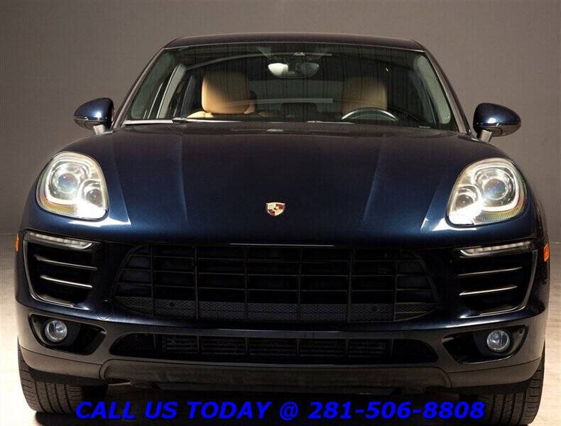 2017 Porsche Macan