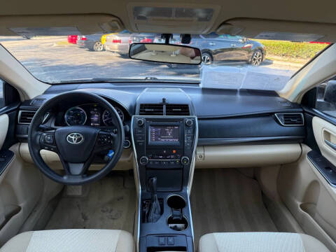 2017 Toyota Camry Hybrid