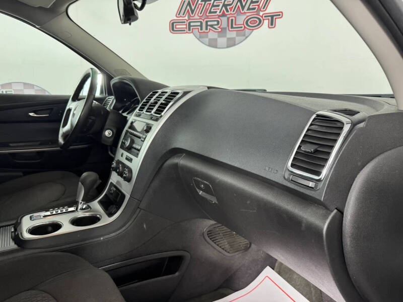 2011 GMC Acadia SL