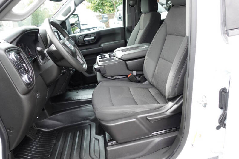 2024 GMC Sierra 2500HD Pro