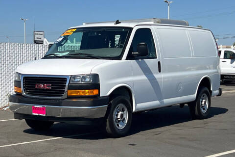 2023 GMC Savana 2500