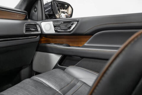 2022 Lincoln Navigator Black Label