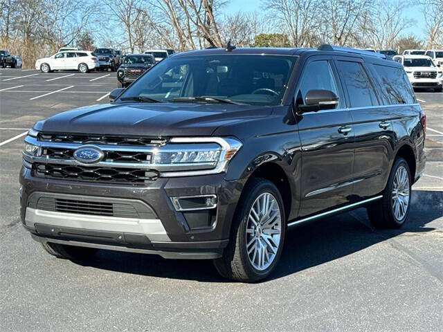2024 Ford Expedition Limited's photo