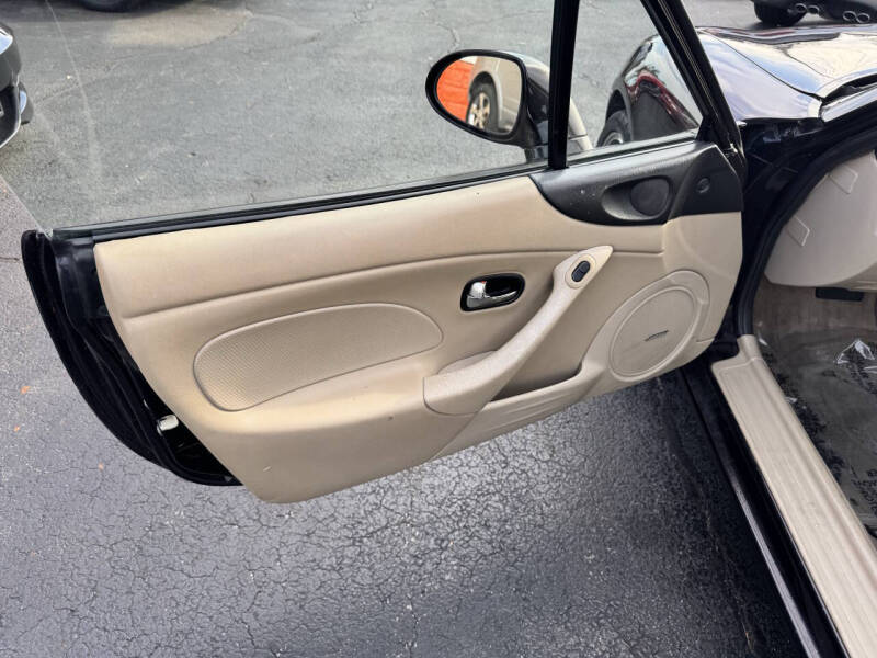 2005 Mazda MX-5 Miata LS