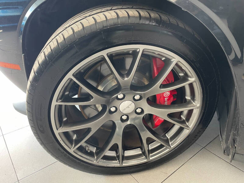 2015 Dodge Challenger SRT 392