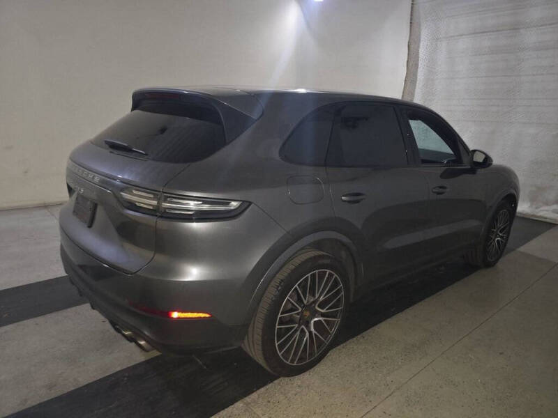2019 Porsche Cayenne S
