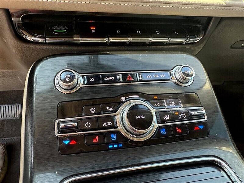 2021 Lincoln Nautilus Reserve