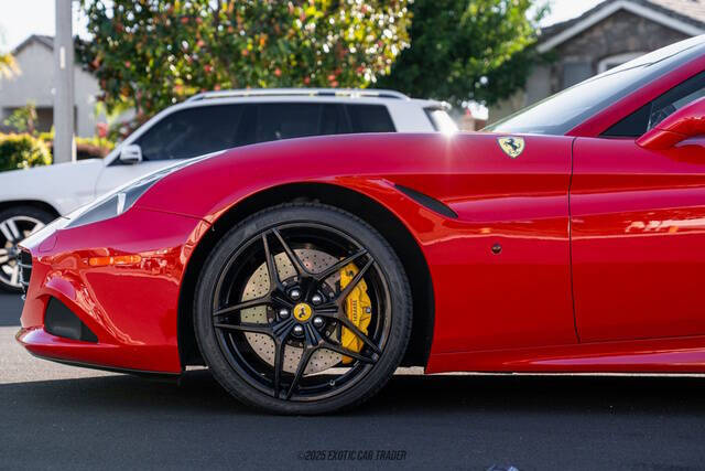 2015 Ferrari California T