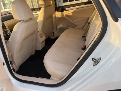 2017 Volkswagen Passat 1.8T S