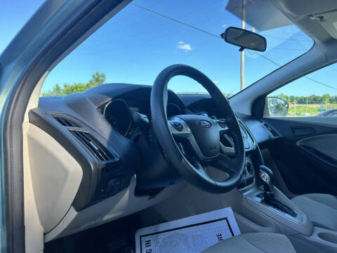 2012 Ford Focus SE