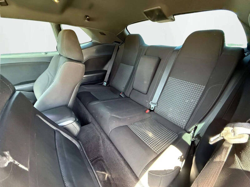 2017 Dodge Challenger SXT