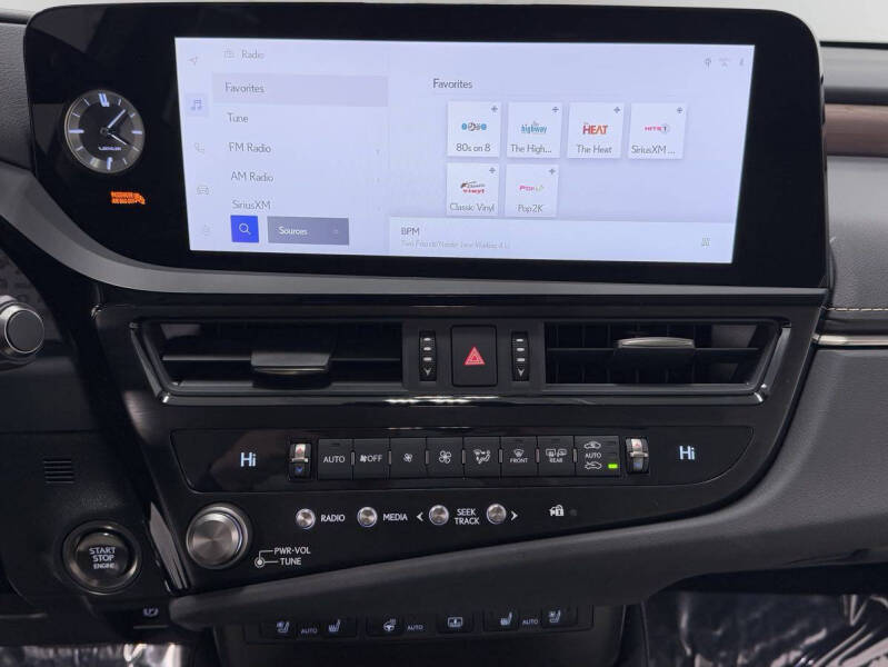 2025 Lexus ES 350 Ultra Luxury