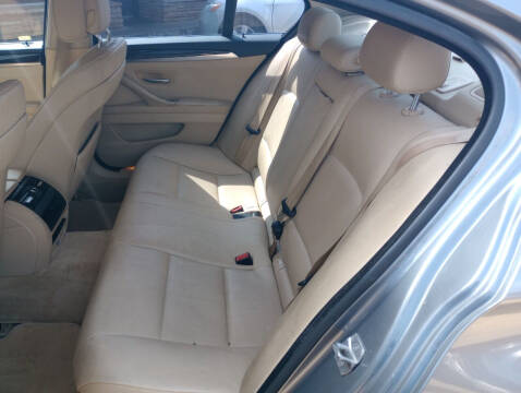 2013 BMW 5 Series 528i