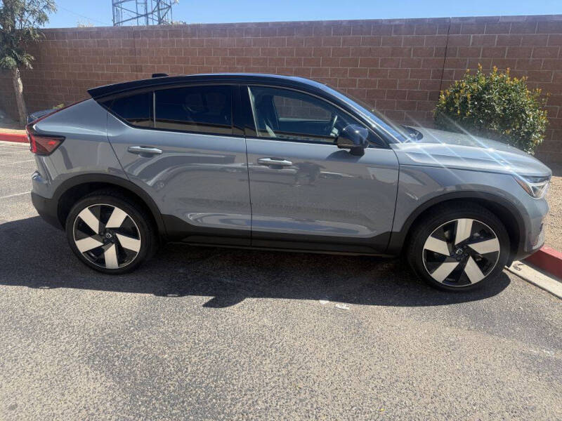 2022 Volvo C40 Recharge Pure Electric P8