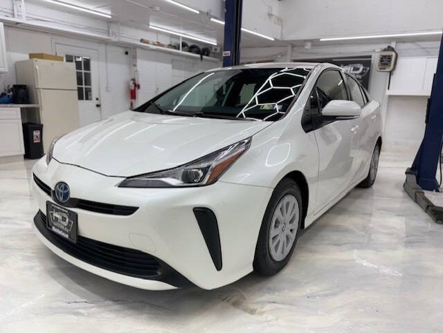 2019 Toyota Prius L Eco