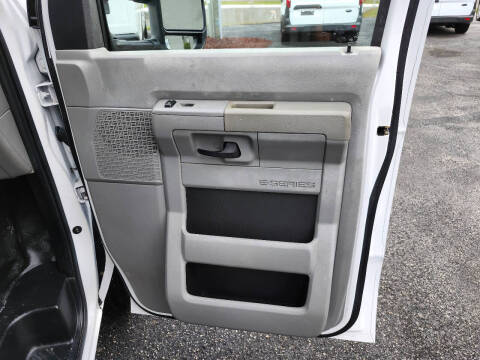 2018 Ford E-Series E-350 SD