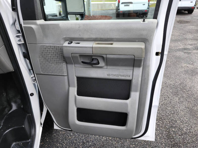 2018 Ford E-Series E-350 SD