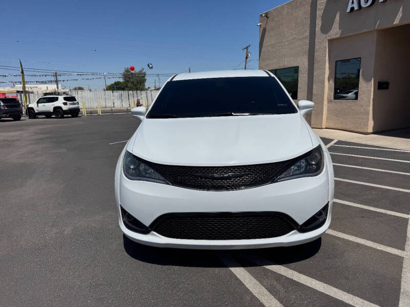 2020 Chrysler Pacifica Touring