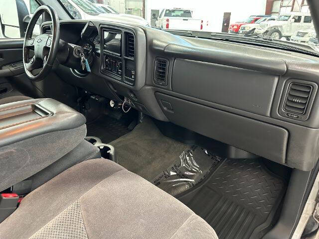 2007 Chevrolet Silverado 2500HD Classic for sale at Utah Valley Trucks LLC in Spanish Fork, UT