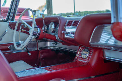 1960 Ford Thunderbird