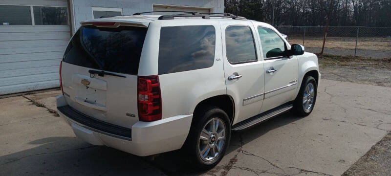 2009 Chevrolet Tahoe LTZ photo 5