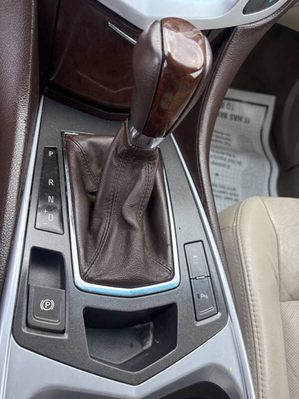 2010 Cadillac SRX Luxury Collection