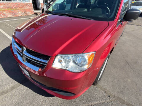 2015 Dodge Grand Caravan American Value Package