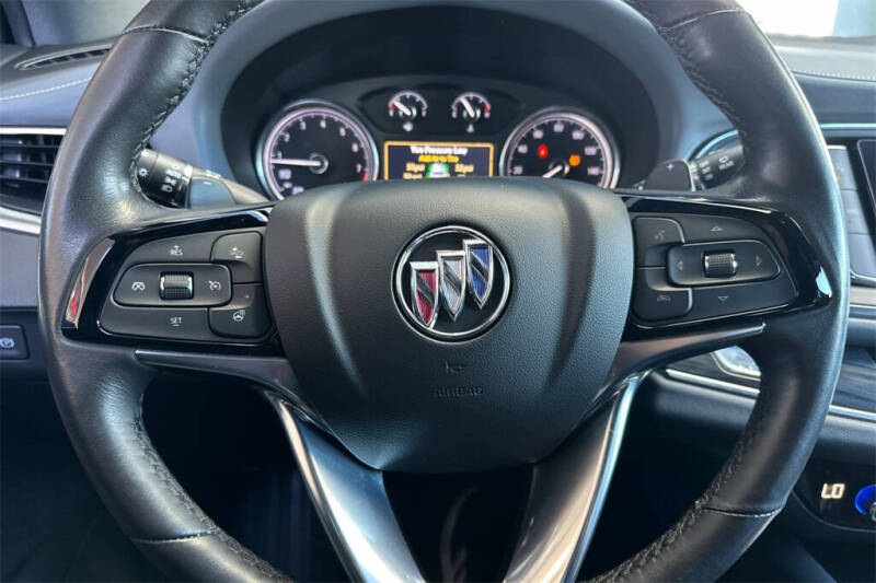 2024 Buick Enclave Essence