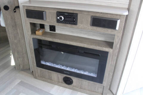 2021 Forest River Heitage Glen 26BHHL26