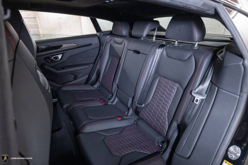 2024 Lamborghini Urus S