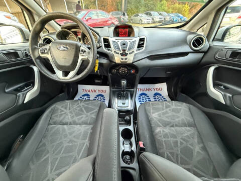 2012 Ford Fiesta SE