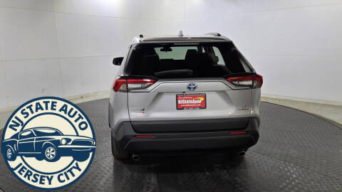 2021 Toyota RAV4 Hybrid LE