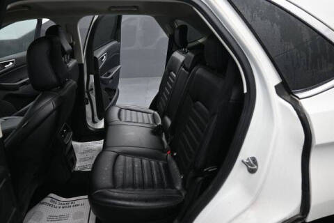 2022 Ford Edge SEL