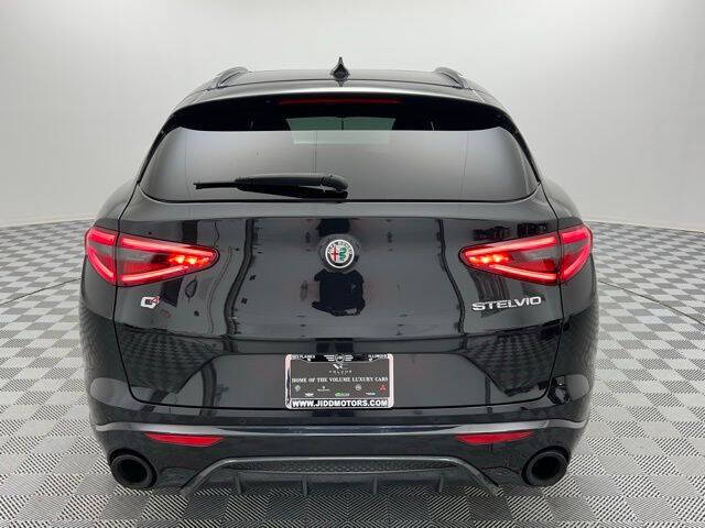 2023 Alfa Romeo Stelvio Veloce
