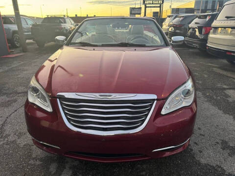 2012 Chrysler 200 Limited