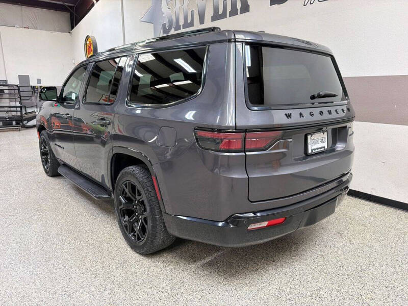 2023 Jeep Wagoneer Carbide