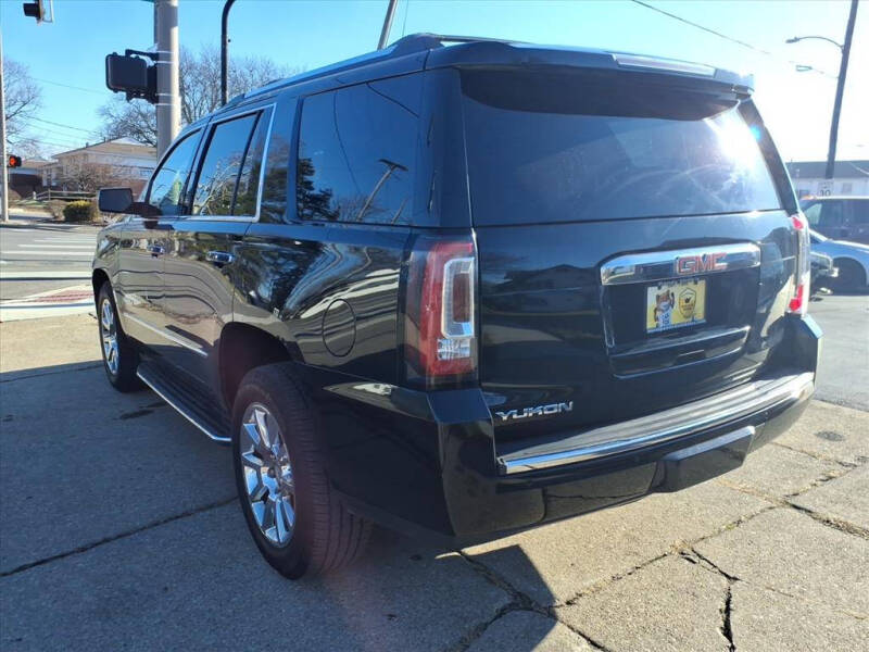 2016 GMC Yukon Denali