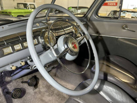 1947 Ford Super Deluxe