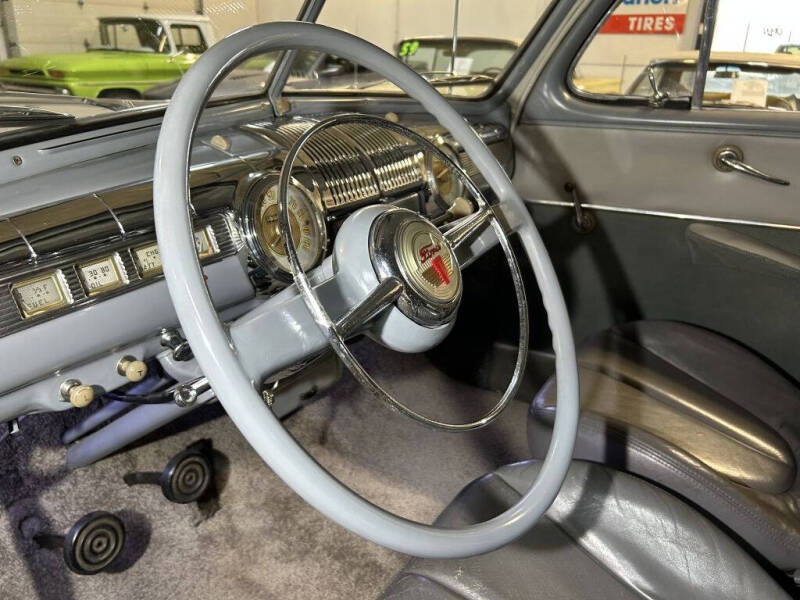 1947 Ford Super Deluxe