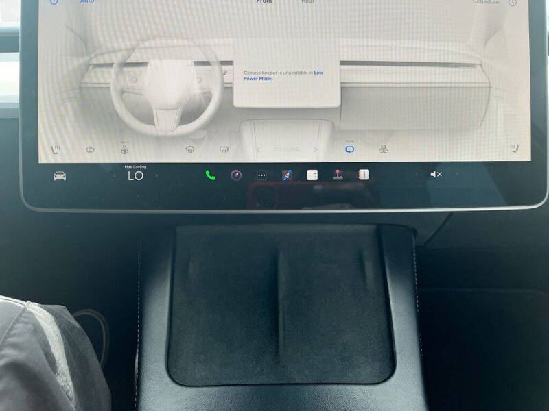 2024 Tesla Model Y Performance