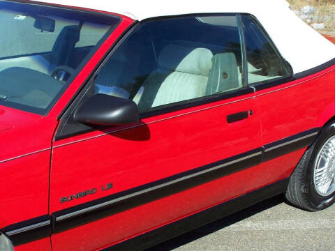 1990 Pontiac Sunbird LE
