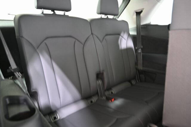 2022 Audi Q7 quattro Premium Plus 55 TFSI