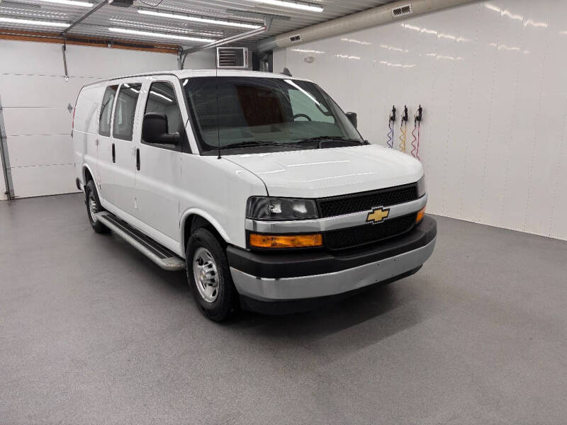 2023 Chevrolet Express 2500