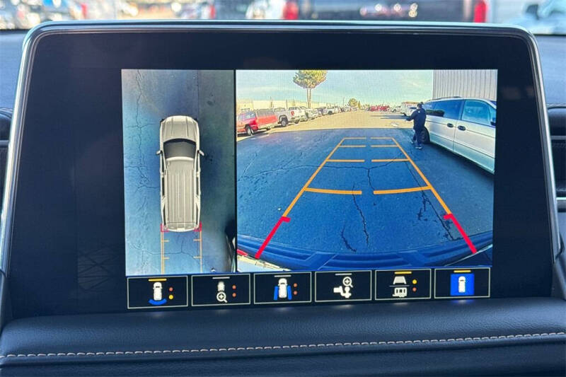 2024 GMC Yukon XL AT4