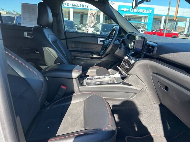 2023 Ford Explorer ST-Line