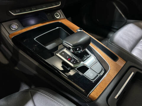 2022 Audi Q5 quattro S line Prem Plus 45 TFSI