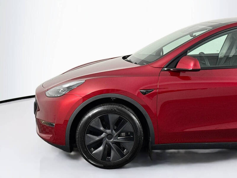 2025 Tesla Model Y Long Range